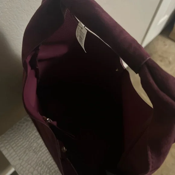Banana Republic faux suede hobo slouchy tote NWT BURGUNDY LARGE - Picture 11 of 11